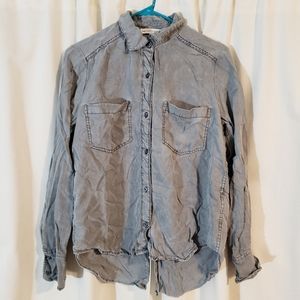 Abercrombie & Fitch Gray Denim Hi-low Button Down - Small